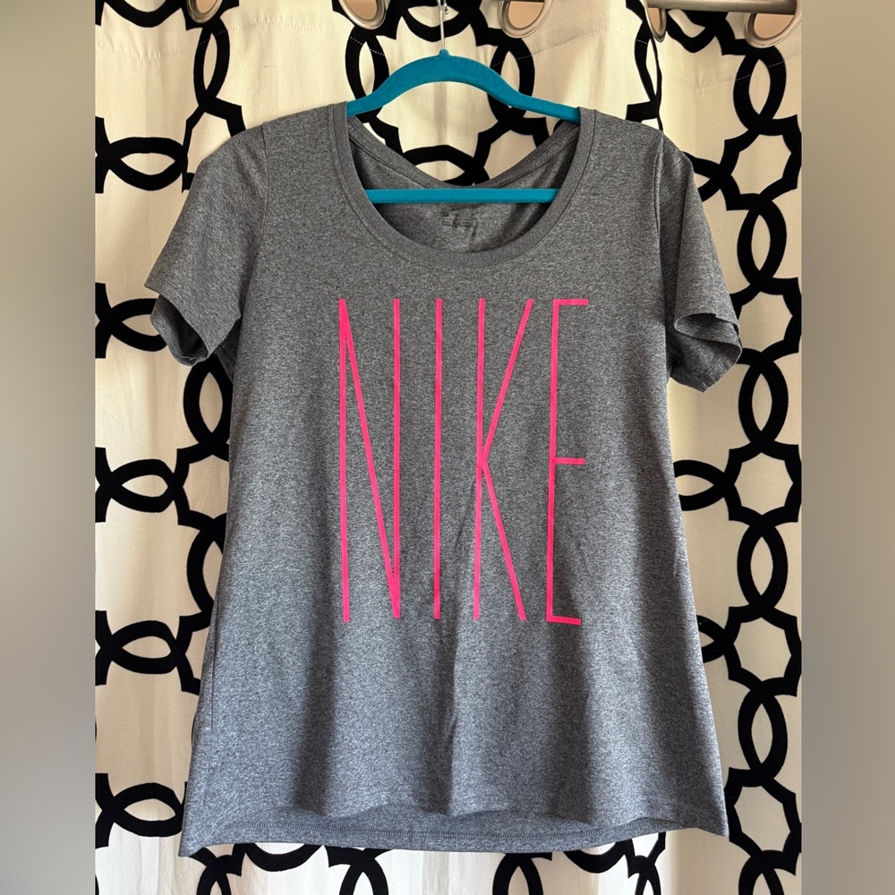 Nike Women's Short Sleeve Gray Tee with Pink Lettering, size M